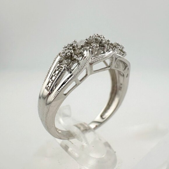 Beautiful 1/4 Carat Natural Diamond Triple Cluster Ring in Sterling Silver Size - Picture 4 of 16